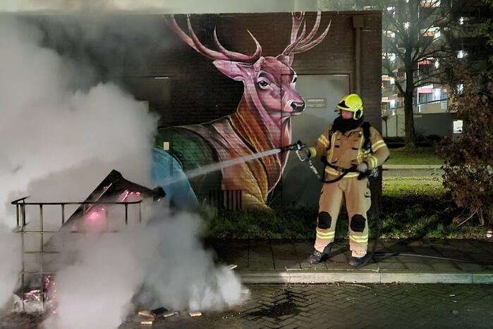 Buitenbrand tegen transformatorhuisje