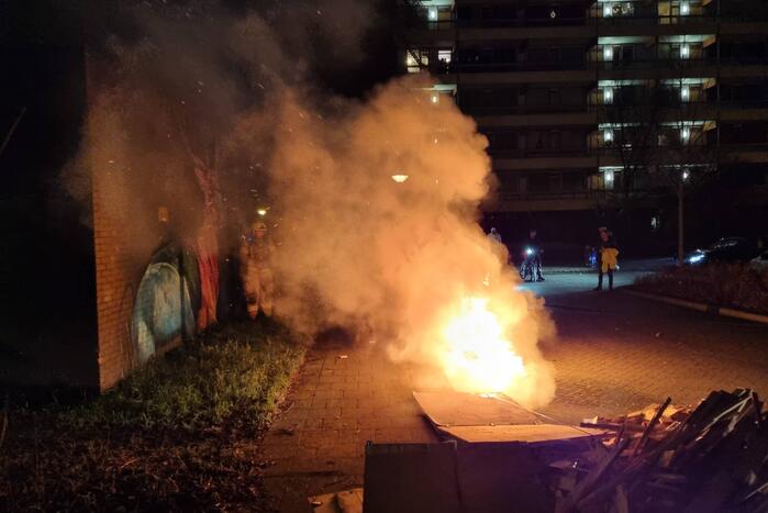 Buitenbrand tegen transformatorhuisje