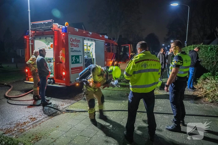 Uitslaande brand in schuur van woning
