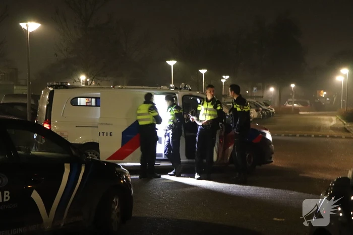 EOD ingezet voor aantreffen vuurwerk na vernielingen bij school