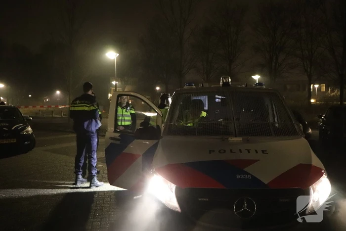 EOD ingezet voor aantreffen vuurwerk na vernielingen bij school
