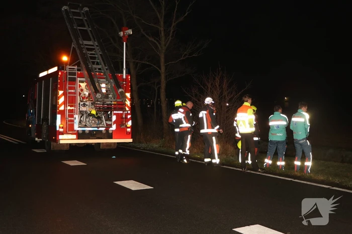 Zoekactie naar persoon na ongeval tussen twee voertuigen