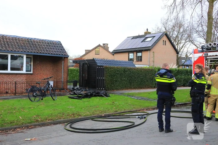 Brand ontstaan door vuurwerkresten in kliko