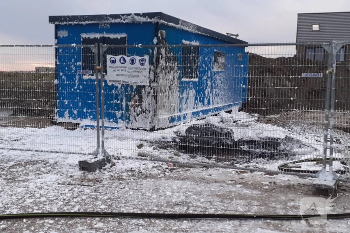 Brand ontstaan in bouwkeet