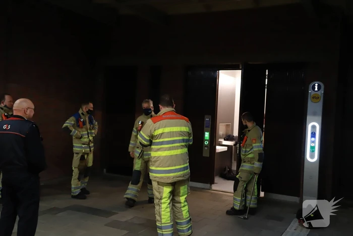 Persoon uit benarde situatie bevrijdt