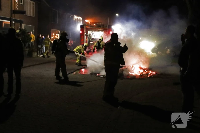 Pallets in brand gestoken