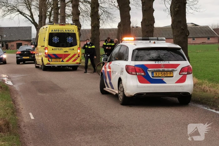 Fietsster komt ten val door windvlaag