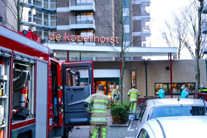 Brand in liftmachinekamer op elfde etage de Koperhorst