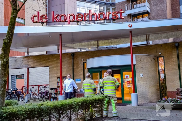 Brand in liftmachinekamer op elfde etage de Koperhorst