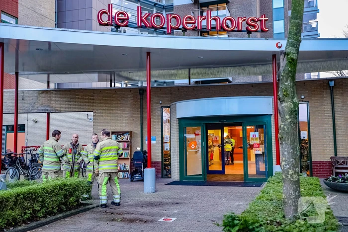 Brand in liftmachinekamer op elfde etage de Koperhorst