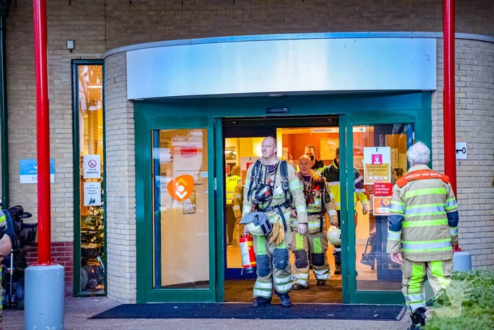 Brand in liftmachinekamer op elfde etage de Koperhorst