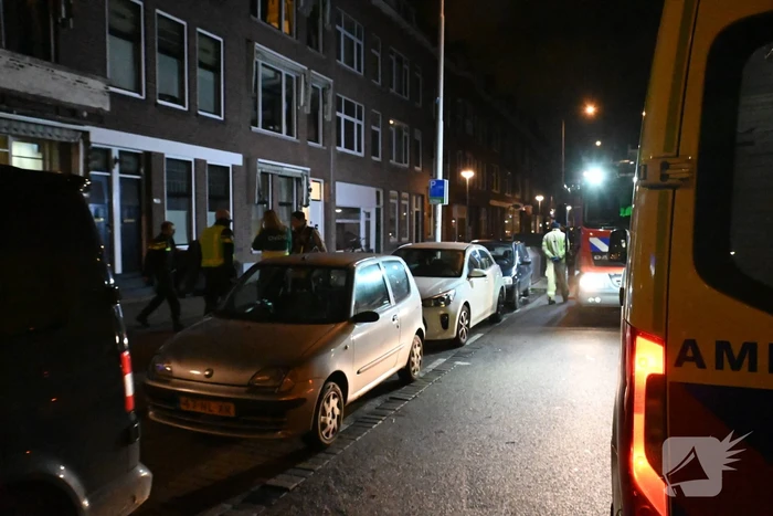 Bewoner naar het ziekenhuis na brand