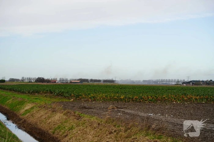 Grote uitslaande brand verwoest schuur