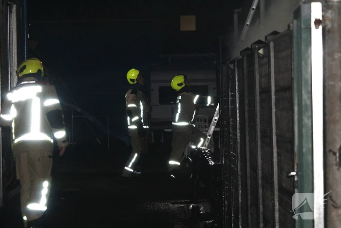 Houten overkapping in brand