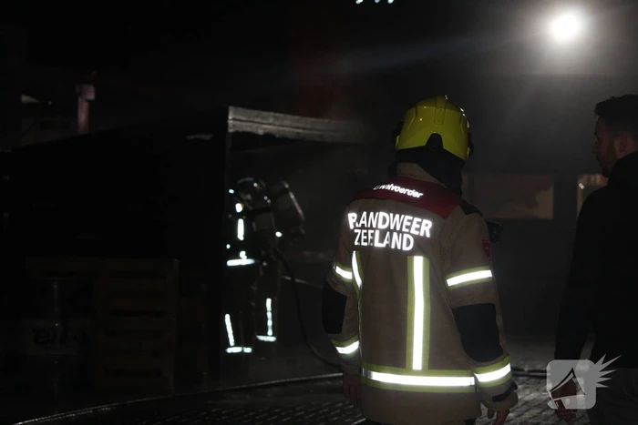 Houten overkapping in brand