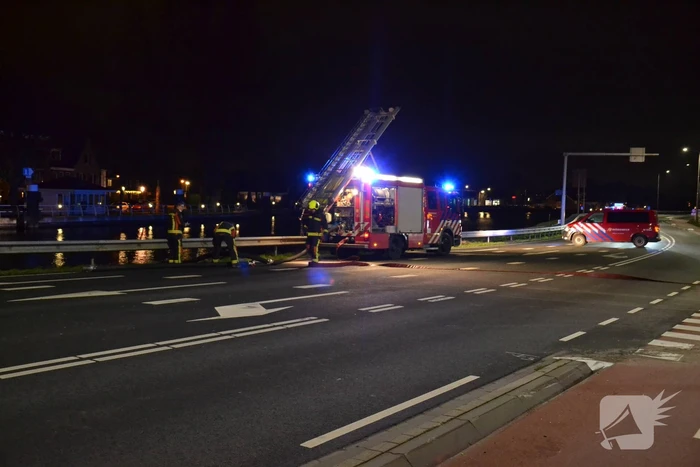 Weg afgesloten vanwege grote brand