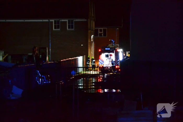 Weg afgesloten vanwege grote brand
