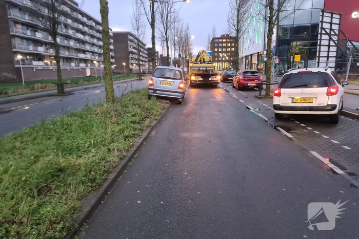 Twee auto's lopen flinke schade op bij ongeval