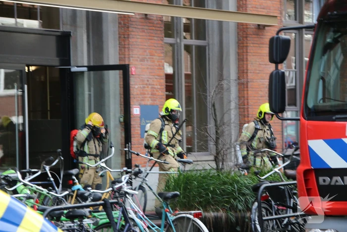 Appartementencomplex vol rook door hevige brand