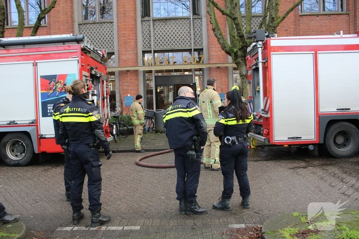 Appartementencomplex vol rook door hevige brand