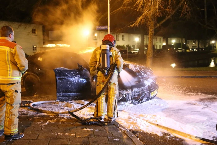 Peperdure Lamborghini Urus verwoest door brand