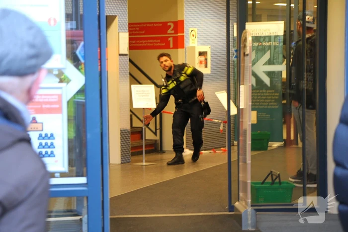 Bibliotheek ontruimd door brand