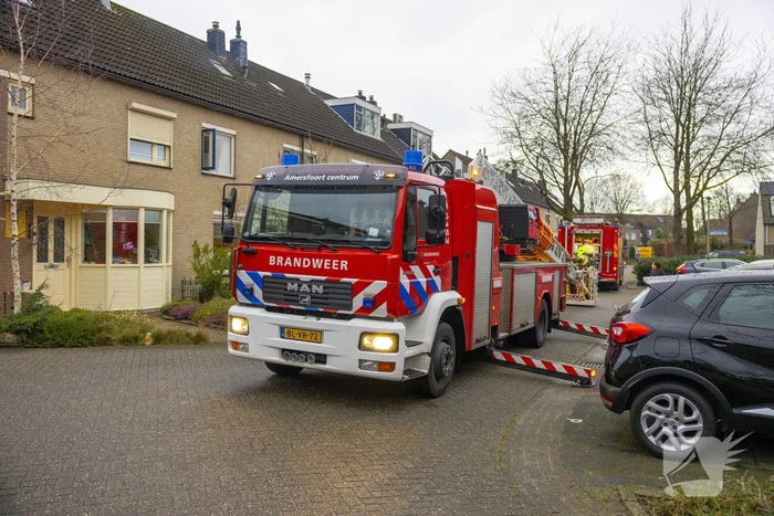Schoorsteenbrand trekt veel bekijks van omwonenden