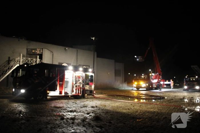 Veel rookontwikkeling bij brand in voormalige discotheek