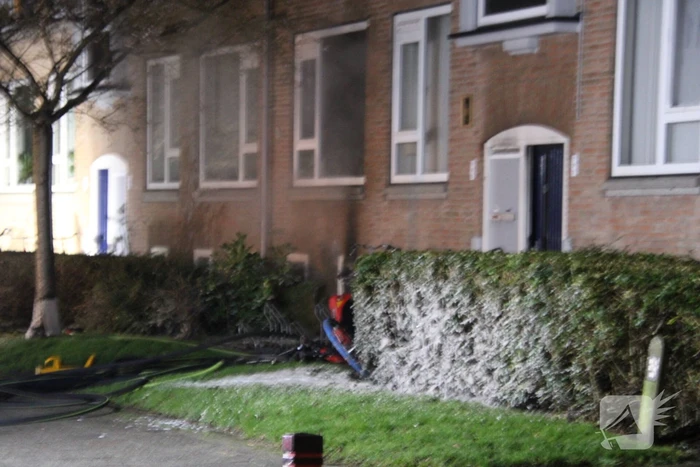 Grote brand in kelder van flatgebouw