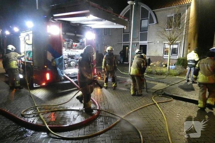 Lastige brand in spouwmuur
