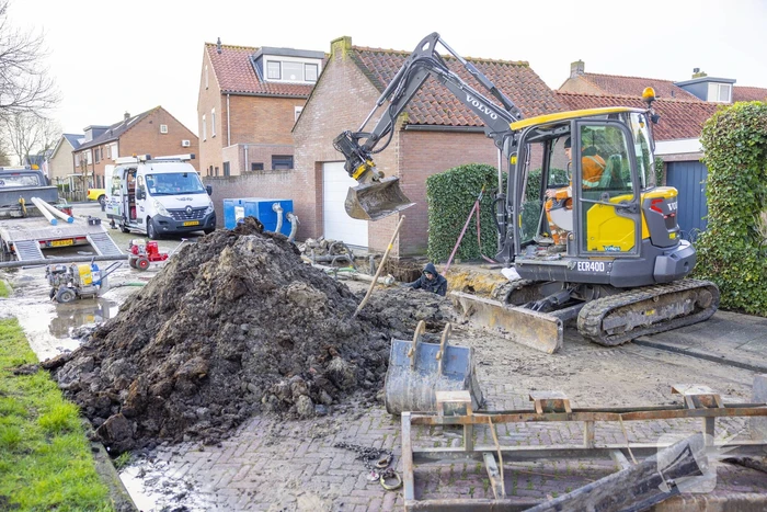 Ruim honderd huishoudens zonder water
