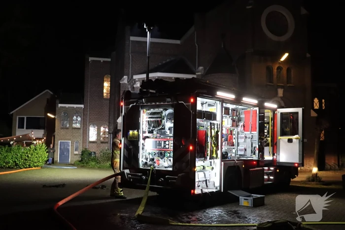 Brandweer ingezet voor brand in kerk