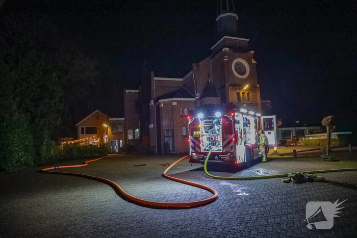 Brandweer ingezet voor brand in kerk
