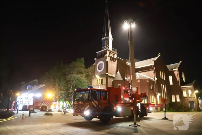 Brandweer ingezet voor brand in kerk
