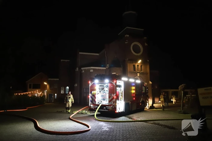 Brandweer ingezet voor brand in kerk
