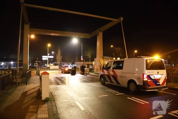 Persoon met scooter onderuit door gladheid
