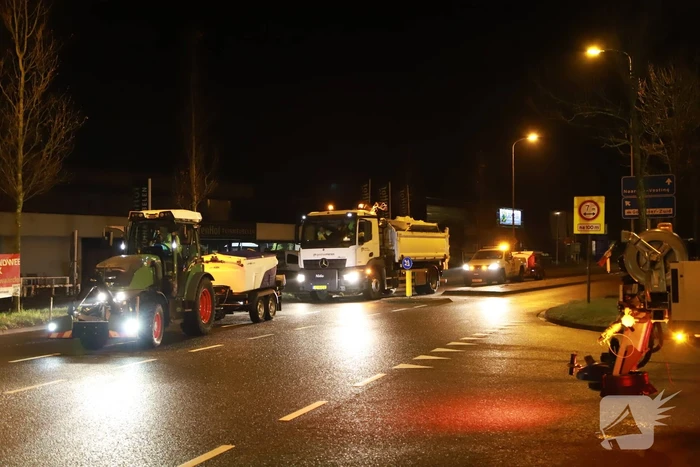 Persoon met scooter onderuit door gladheid