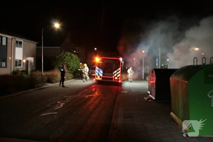 Veel rook bij brand in container