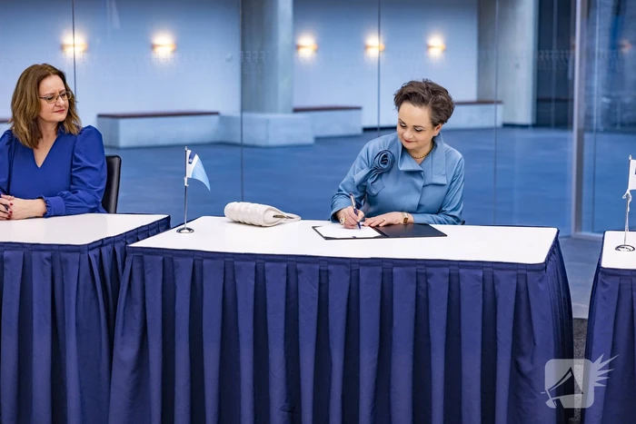 Ceremoniële overdracht ministerie van Financiën