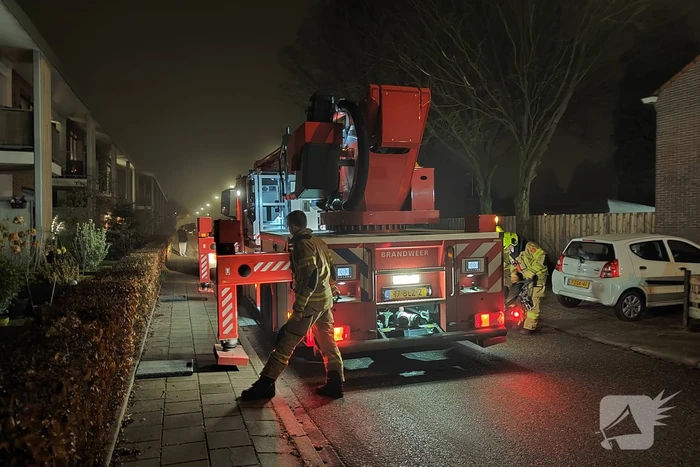 Brand in schoorsteen van woning