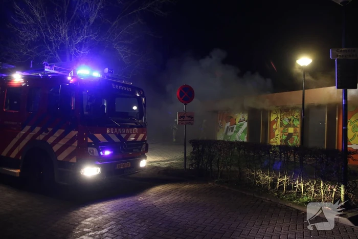 Veel rook en vuur bij jongerencentrum