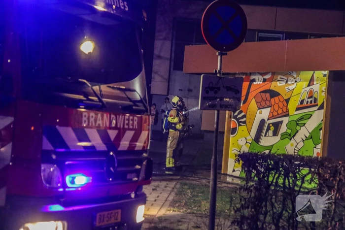 Veel rook en vuur bij jongerencentrum