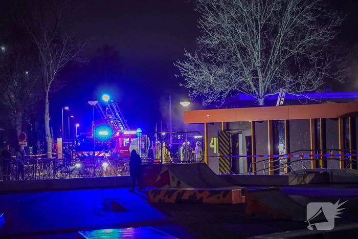Veel rook en vuur bij jongerencentrum