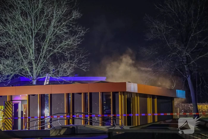 Veel rook en vuur bij jongerencentrum