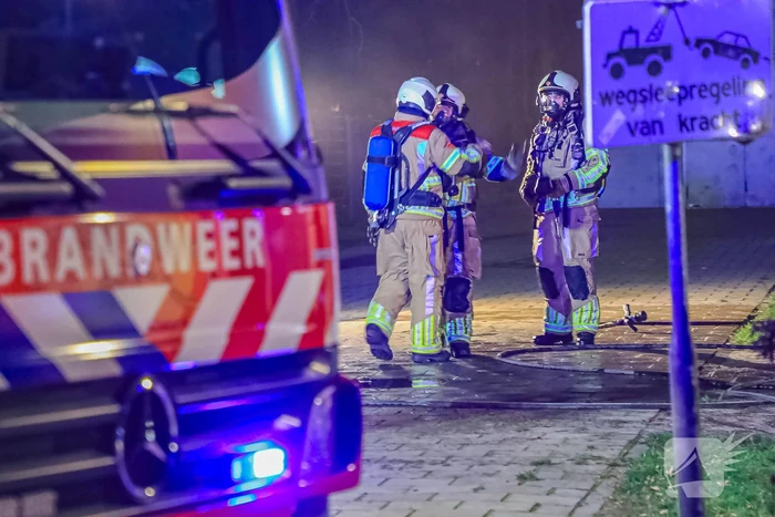 Veel rook en vuur bij jongerencentrum