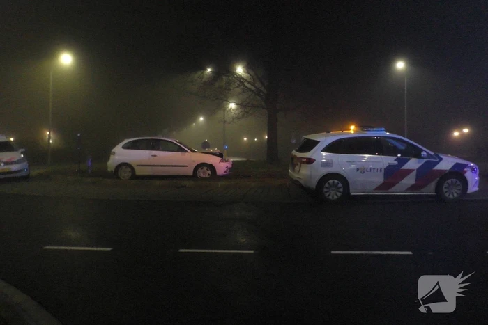 Auto in sloot na ongeval