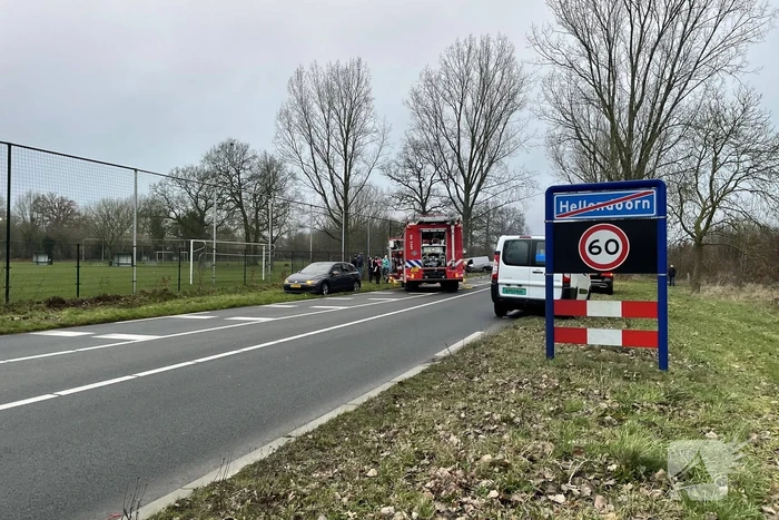 Frontale aanrijding tussen auto en bestelbus