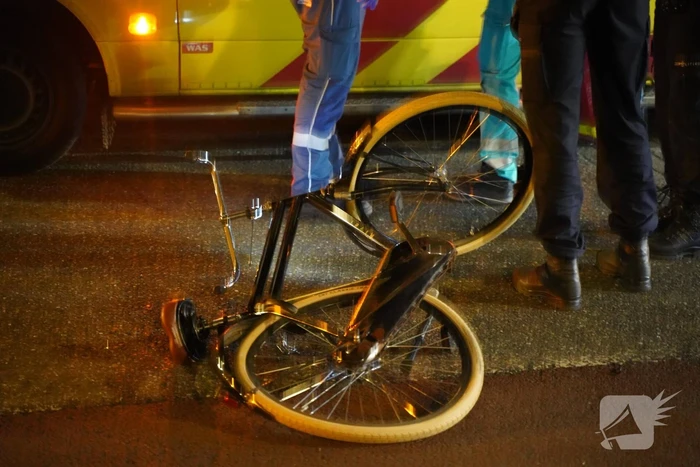 Drankrijder rijdt 23-jarige fietser dood