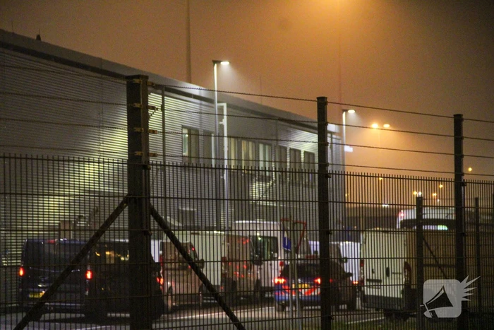 Mist op Eindhoven Airport zorgt voor vastzittende Dakar-deelnemers in vliegtuig