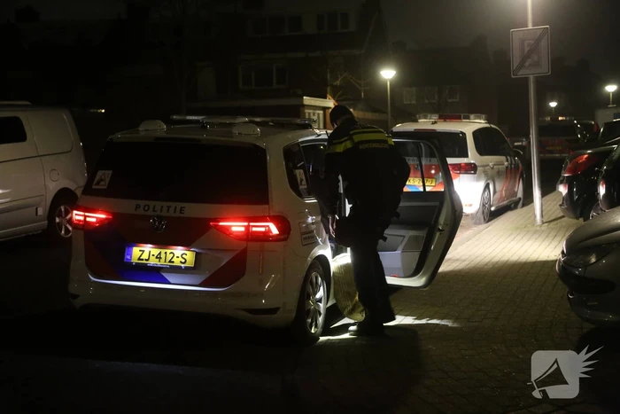 Man raakt gewond aan gezicht door steekpartij